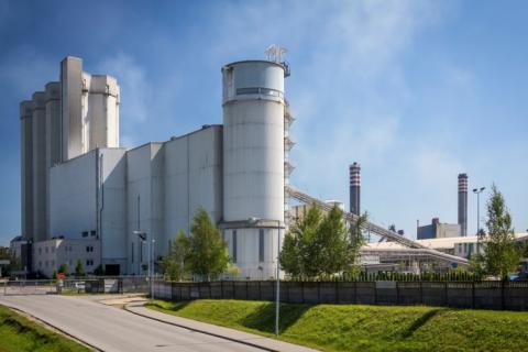 Co-processing of waste in EU cement plants: status and prospects