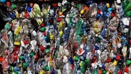 The plastic waste trade in the circular economy